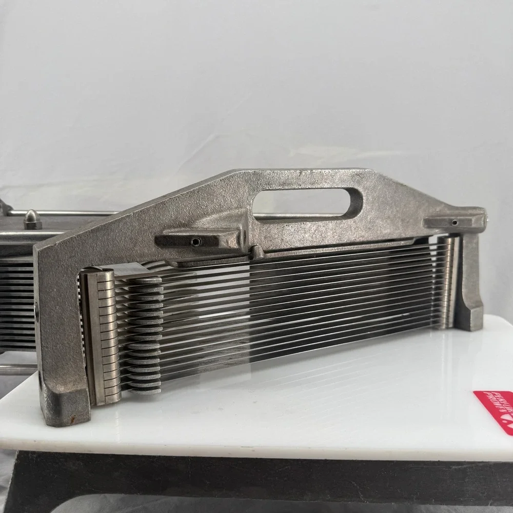Redco Alco Tomato Pro IV Commercial 3/16 Straight Cut Vollrath